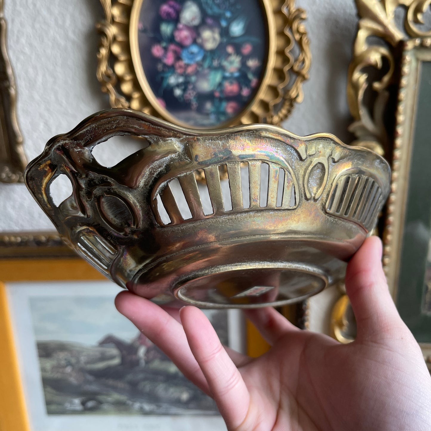 Vintage Decorative Italian Mod Dep Brass Bowl