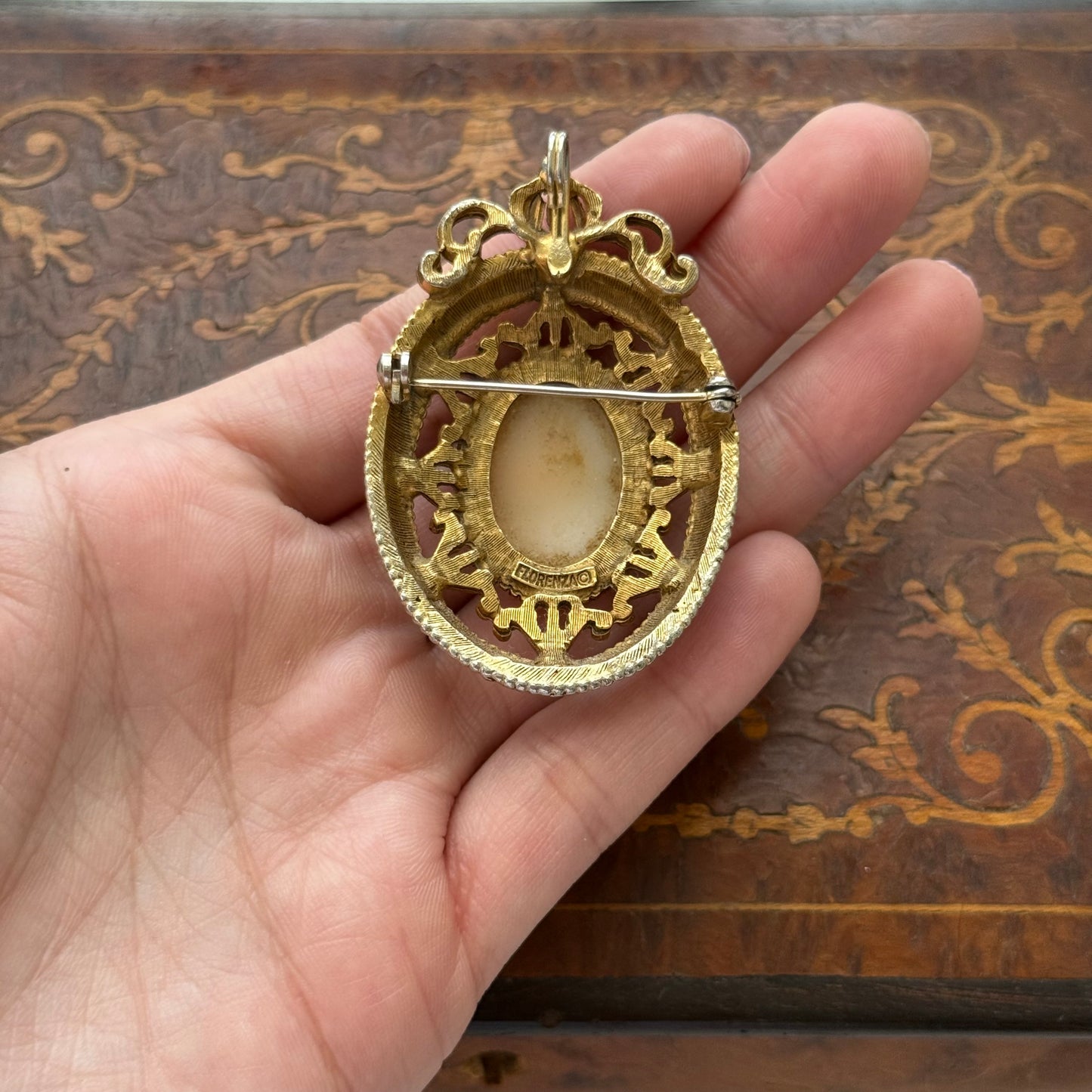 Vintage Florenza Shell Cameo Pendant & Brooch
