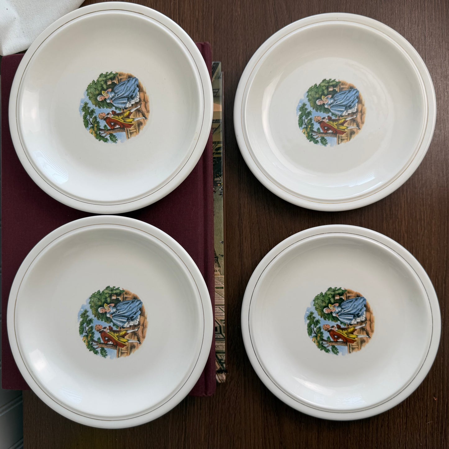 Courting Couple plate set of 4