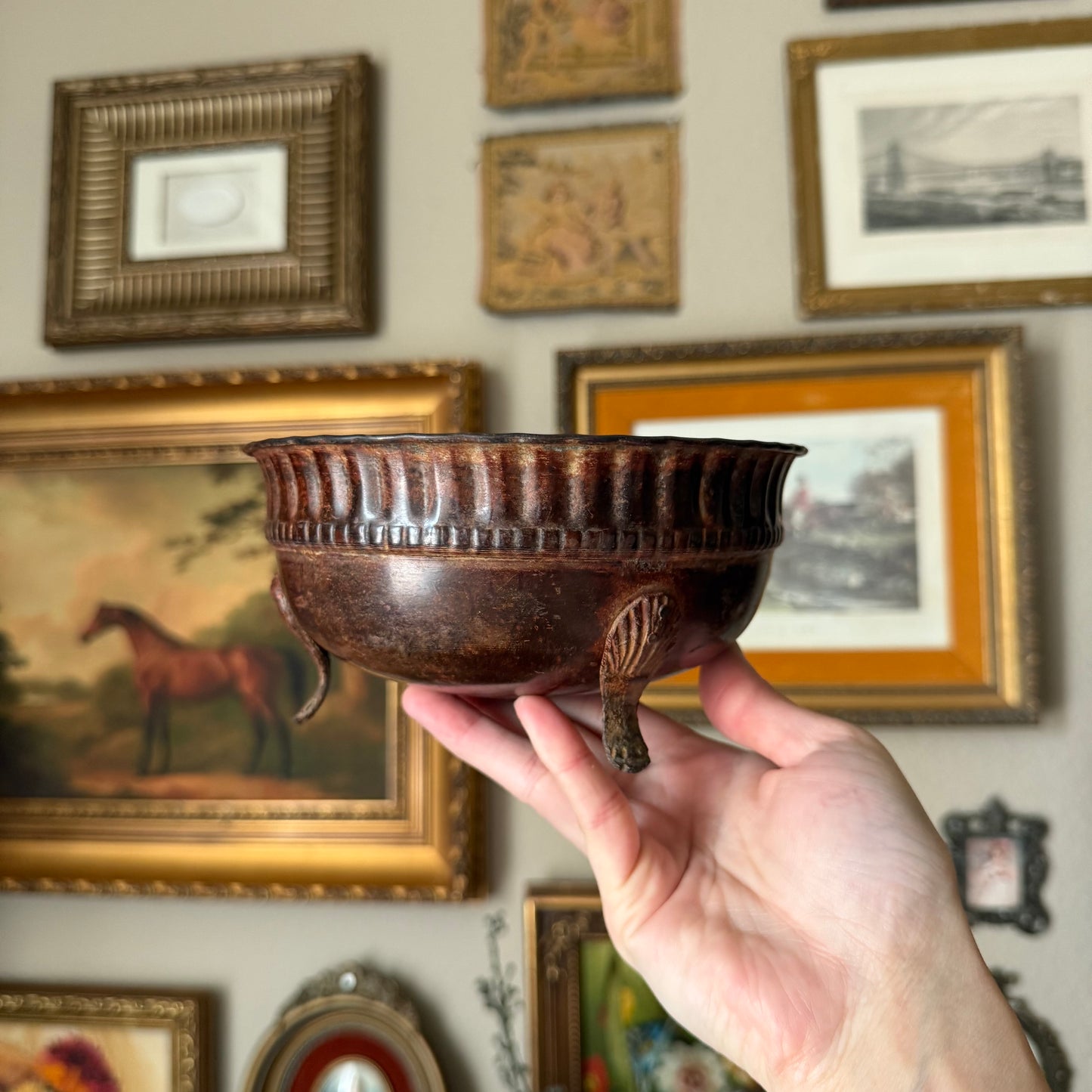 Vintage style metal tin bowl