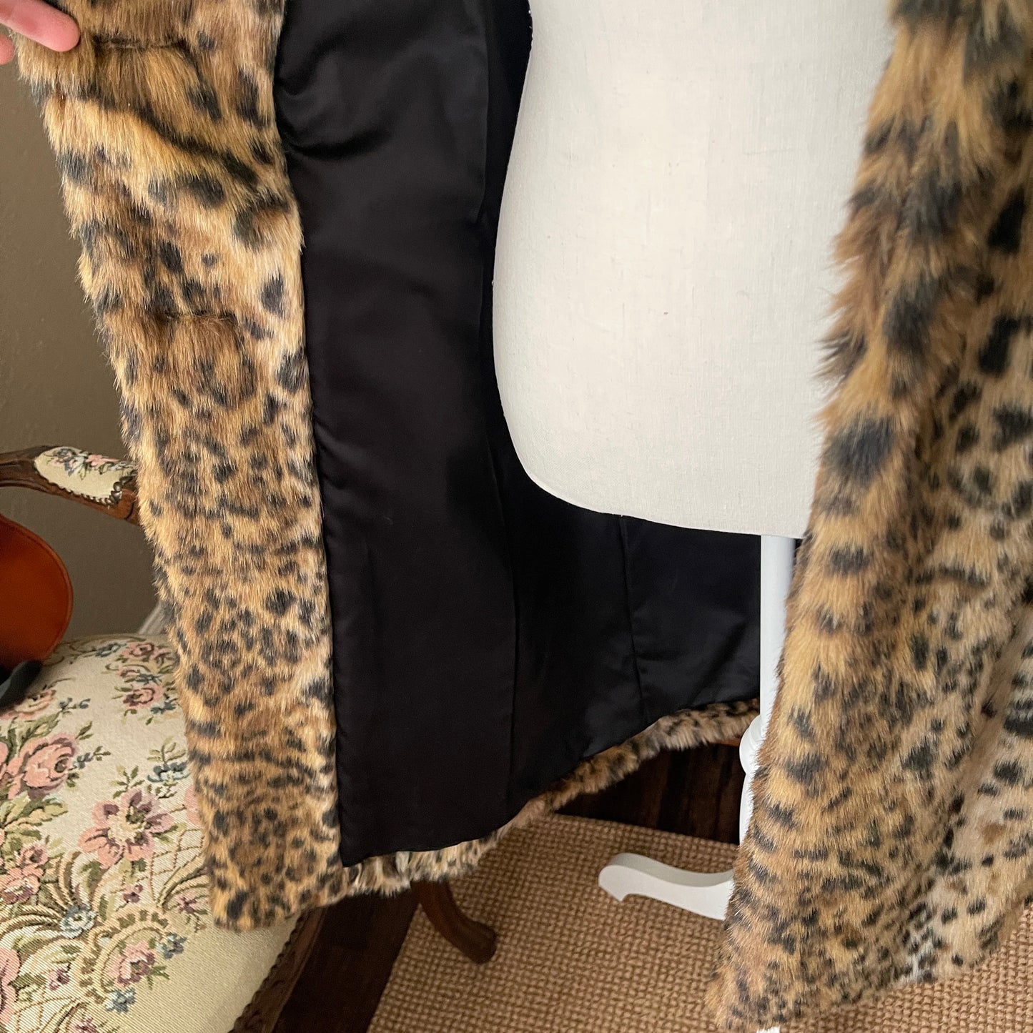 Carine Roitfeld x Uniqlo leopard faux fur coat