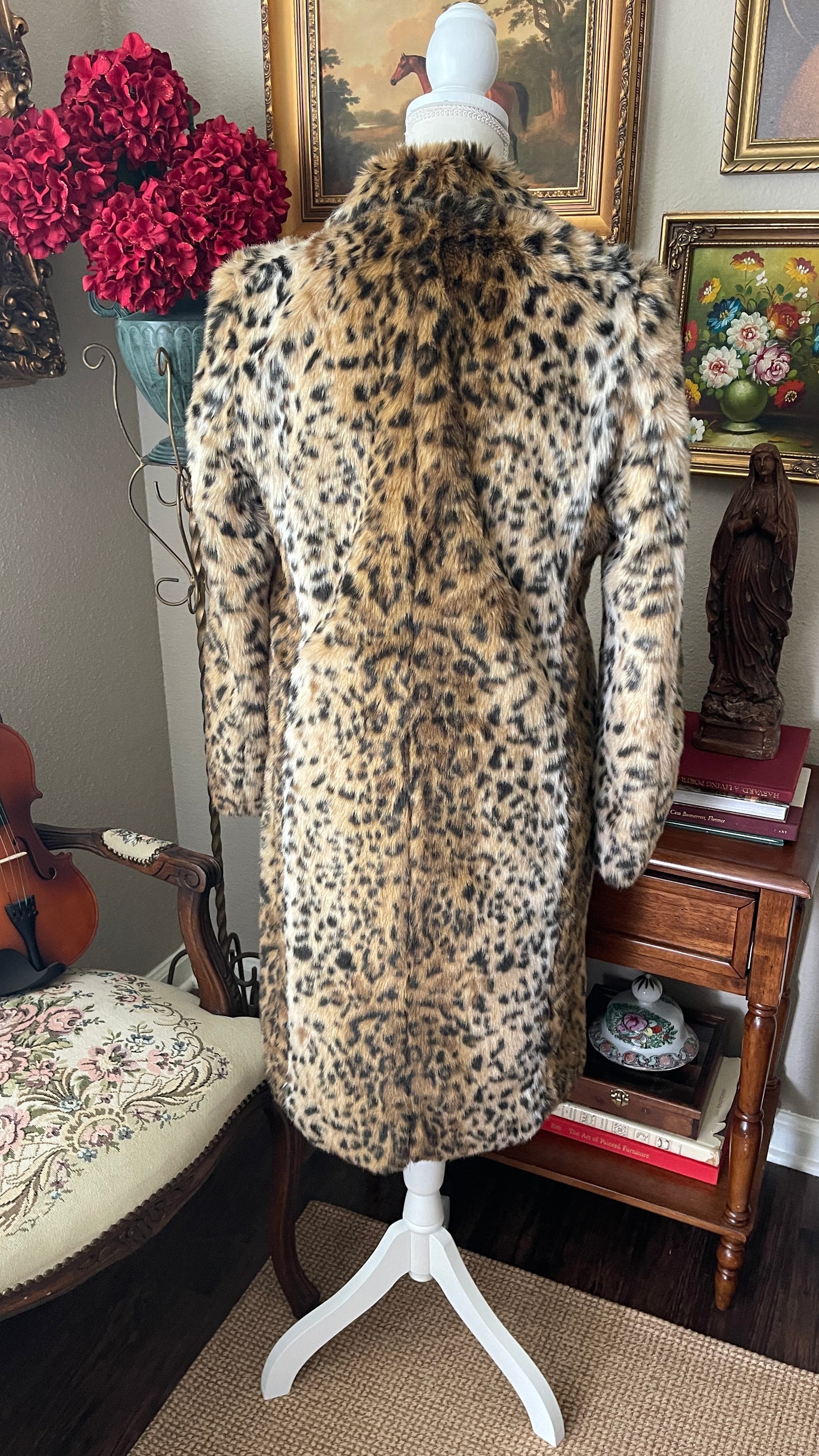 Carine Roitfeld x Uniqlo leopard faux fur coat