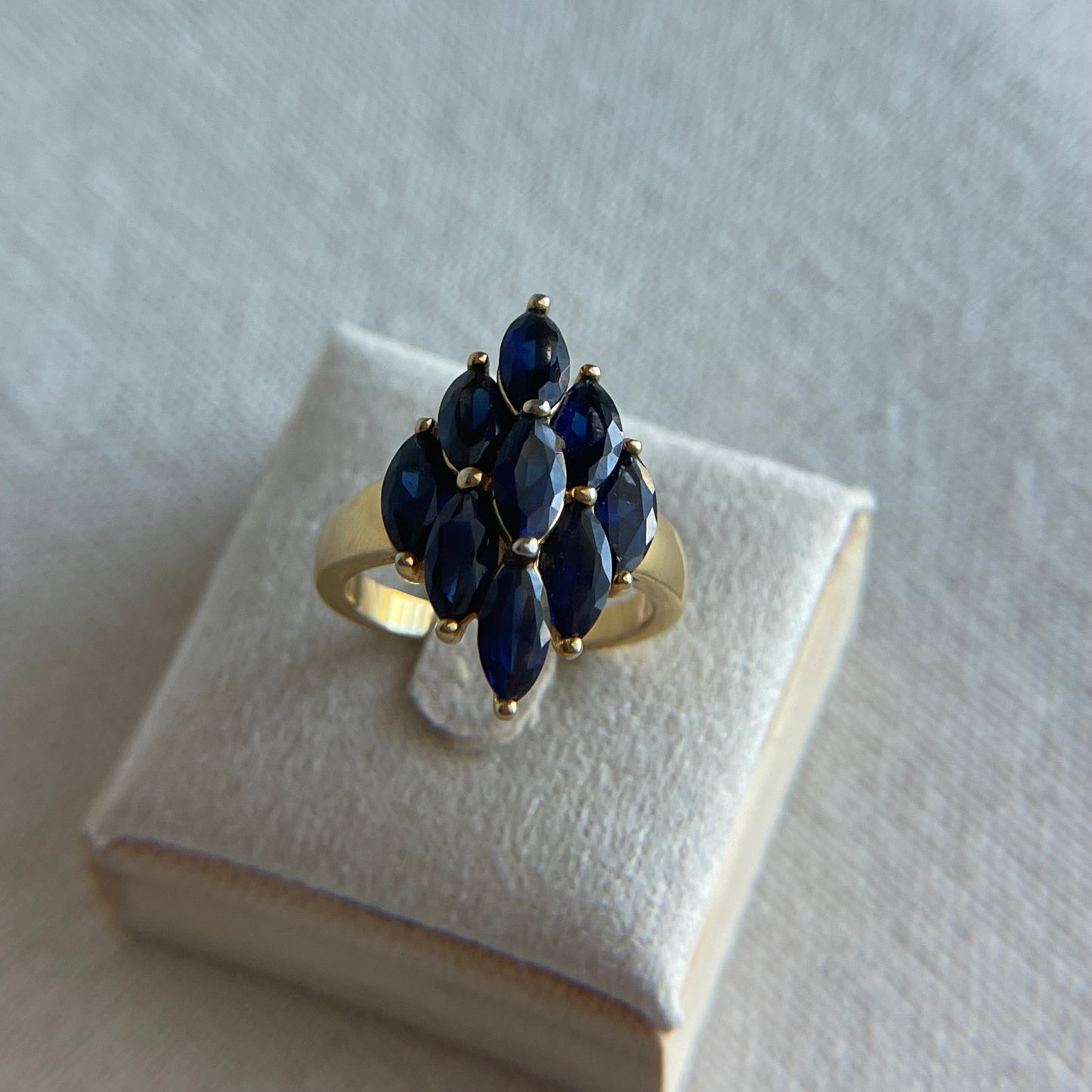 Gold tone 925 Sapphire color ring Size 8