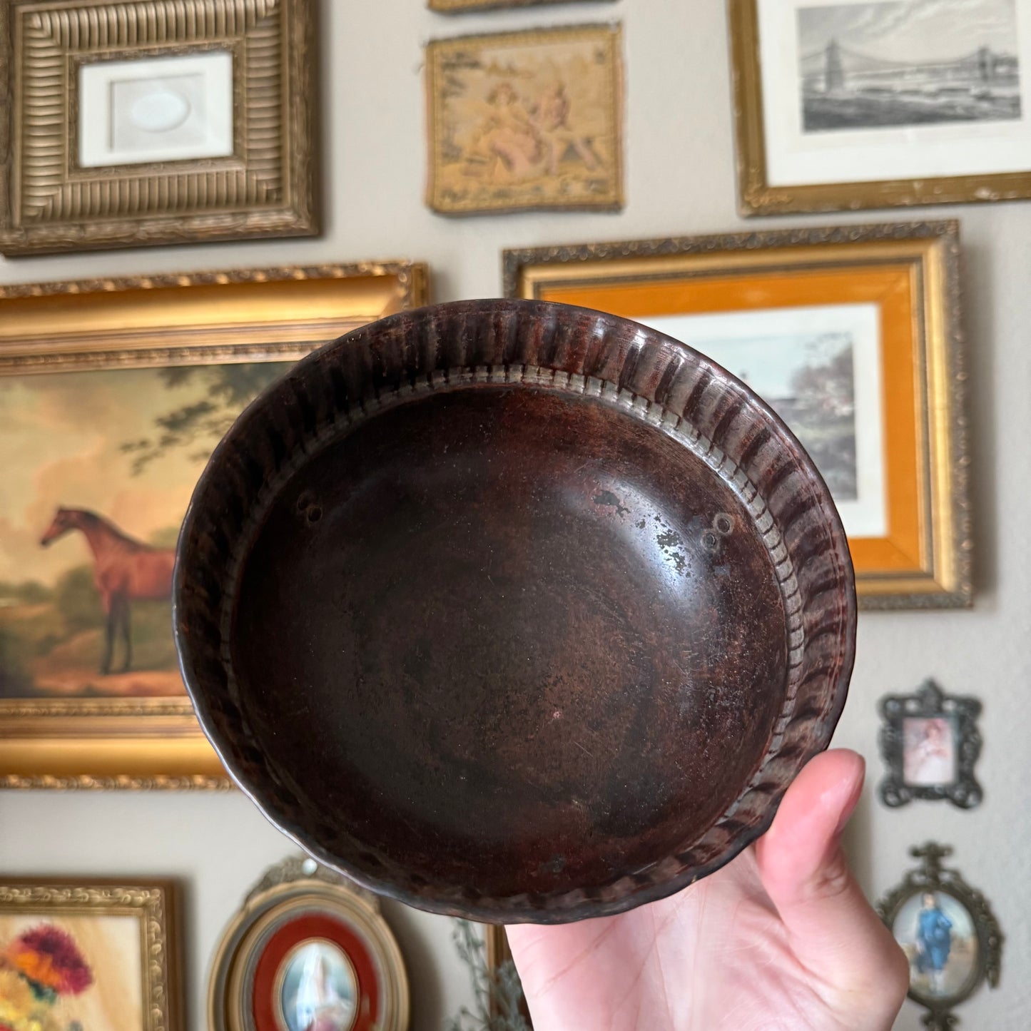 Vintage style metal tin bowl