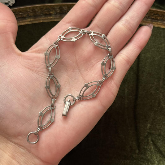 Vintage silver tone bracelet