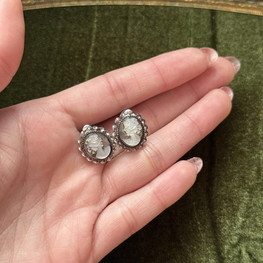 Vintage Sterling mother of Pearl screw back earrings