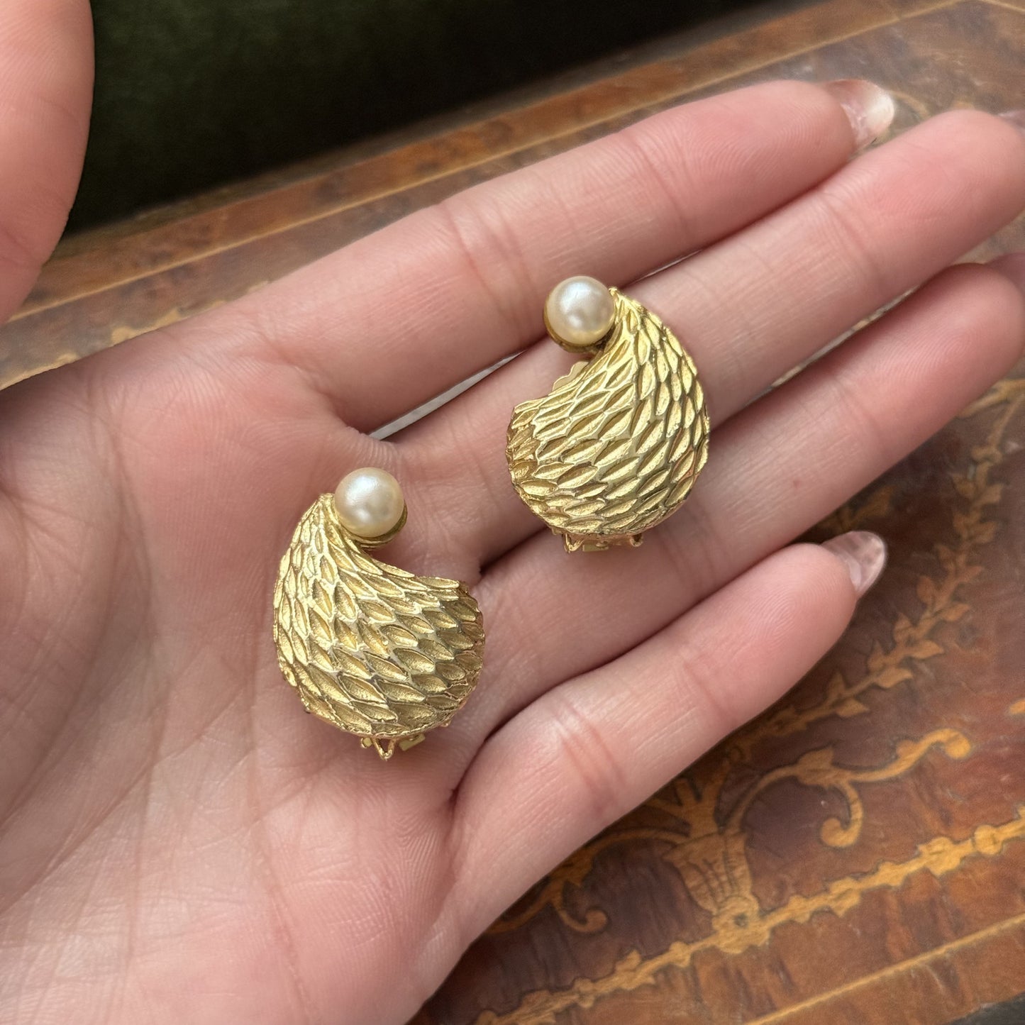 Vintage Gold tone faux pearl clip on Earrings