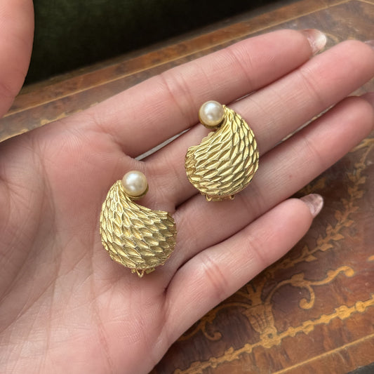 Vintage Gold tone faux pearl clip on Earrings