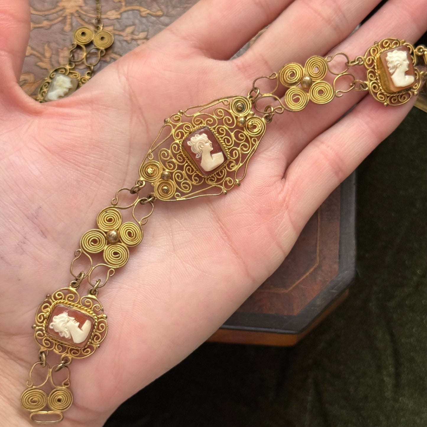 Vintage Filigree Shell Cameo Necklace & Bracelet set