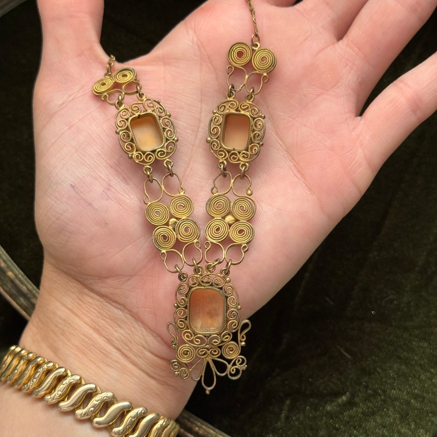 Vintage Filigree Shell Cameo Necklace & Bracelet set