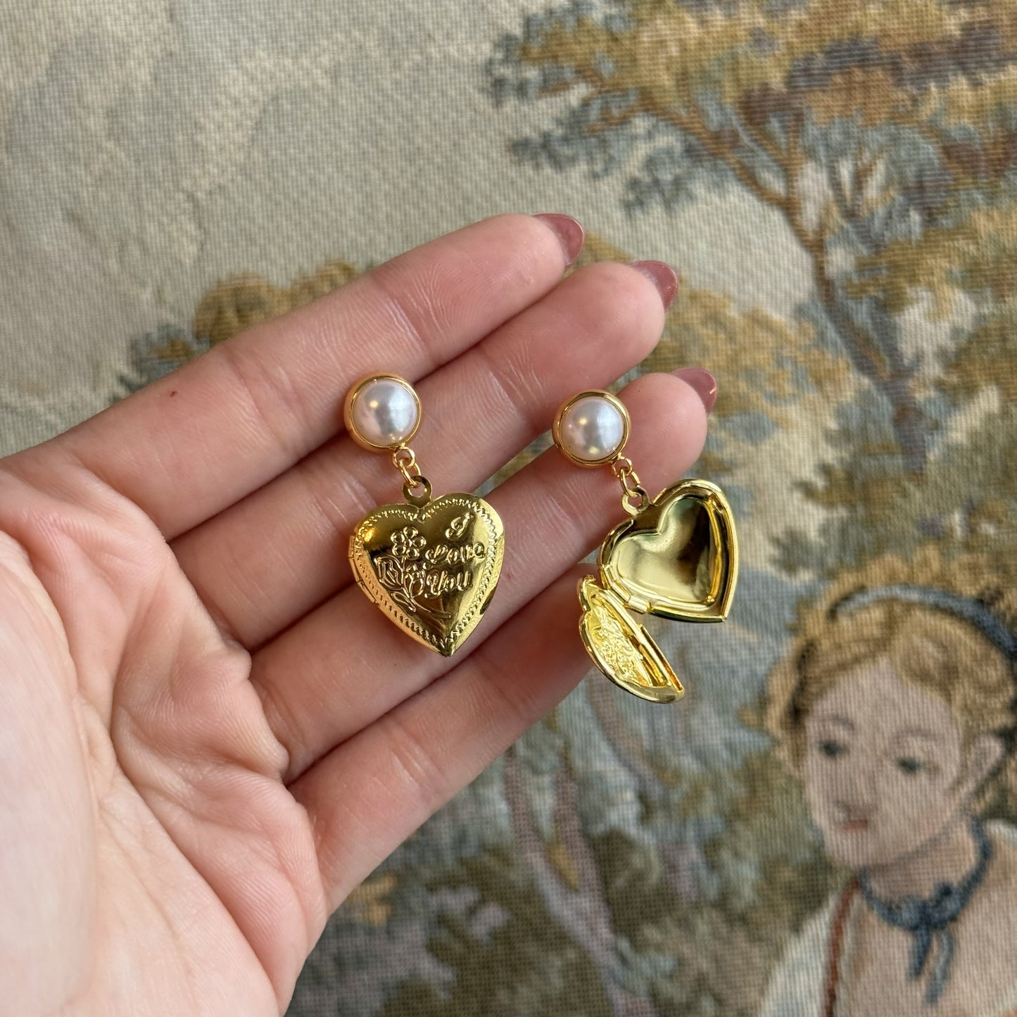 Vintage Style Heart Shaped Love You Locket Post Earrings