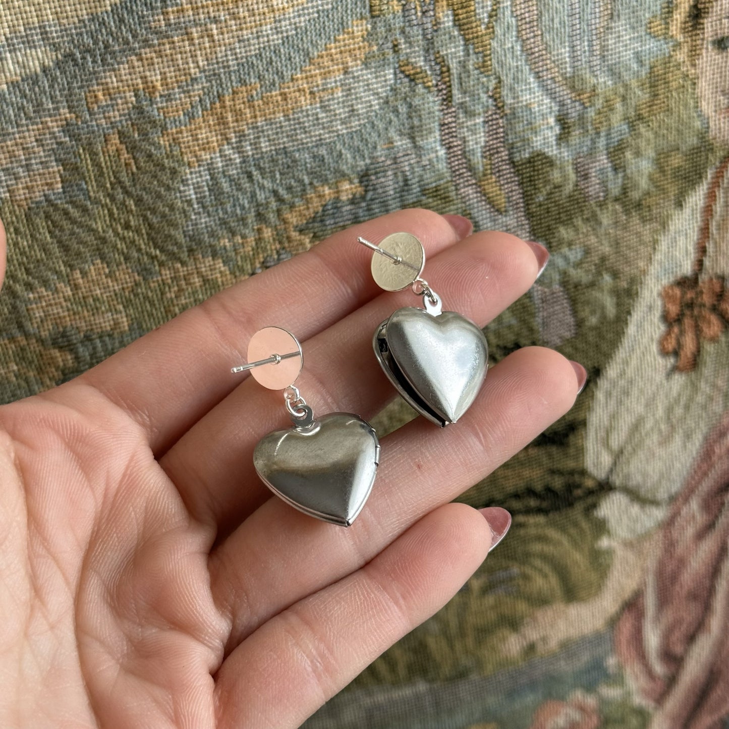 Vintage Style Heart Shaped Locket Post Earrings