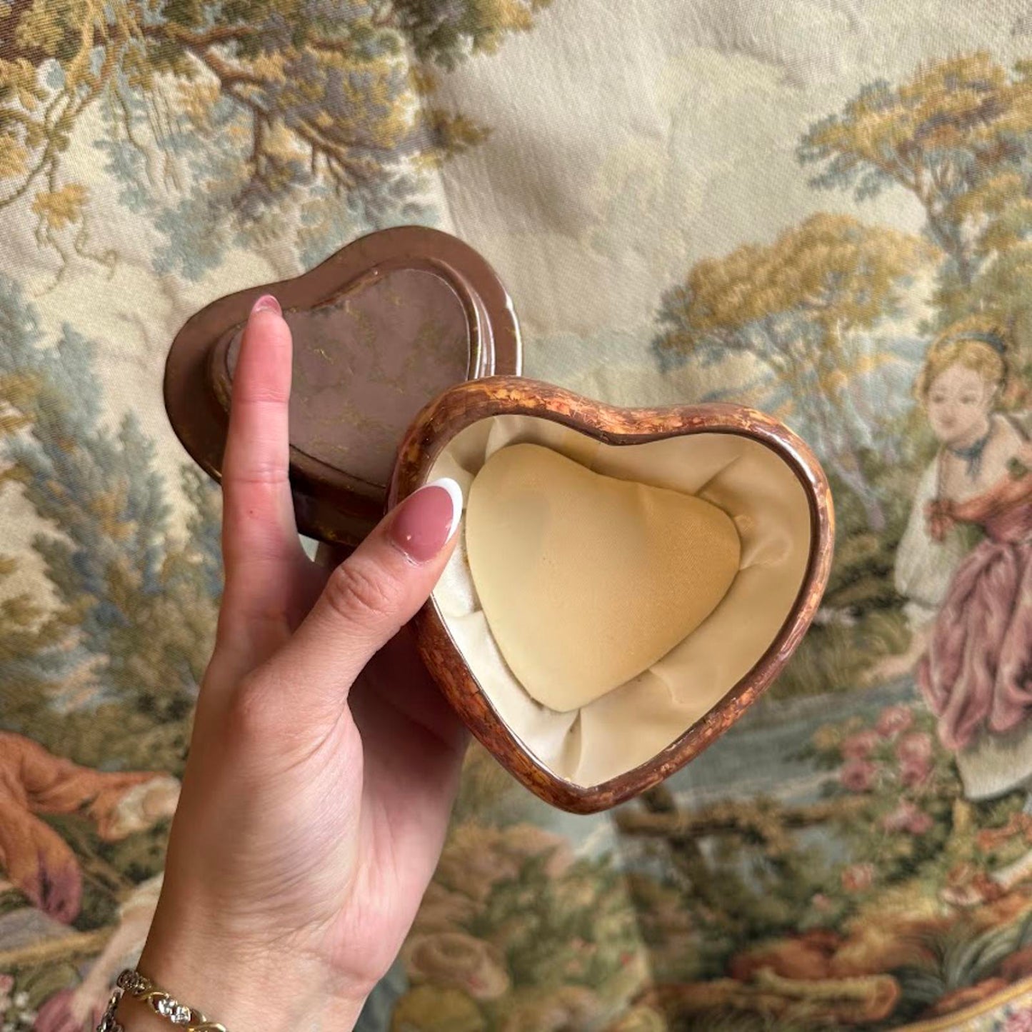 Vintage Heart Shaped Cherub Trinket Box