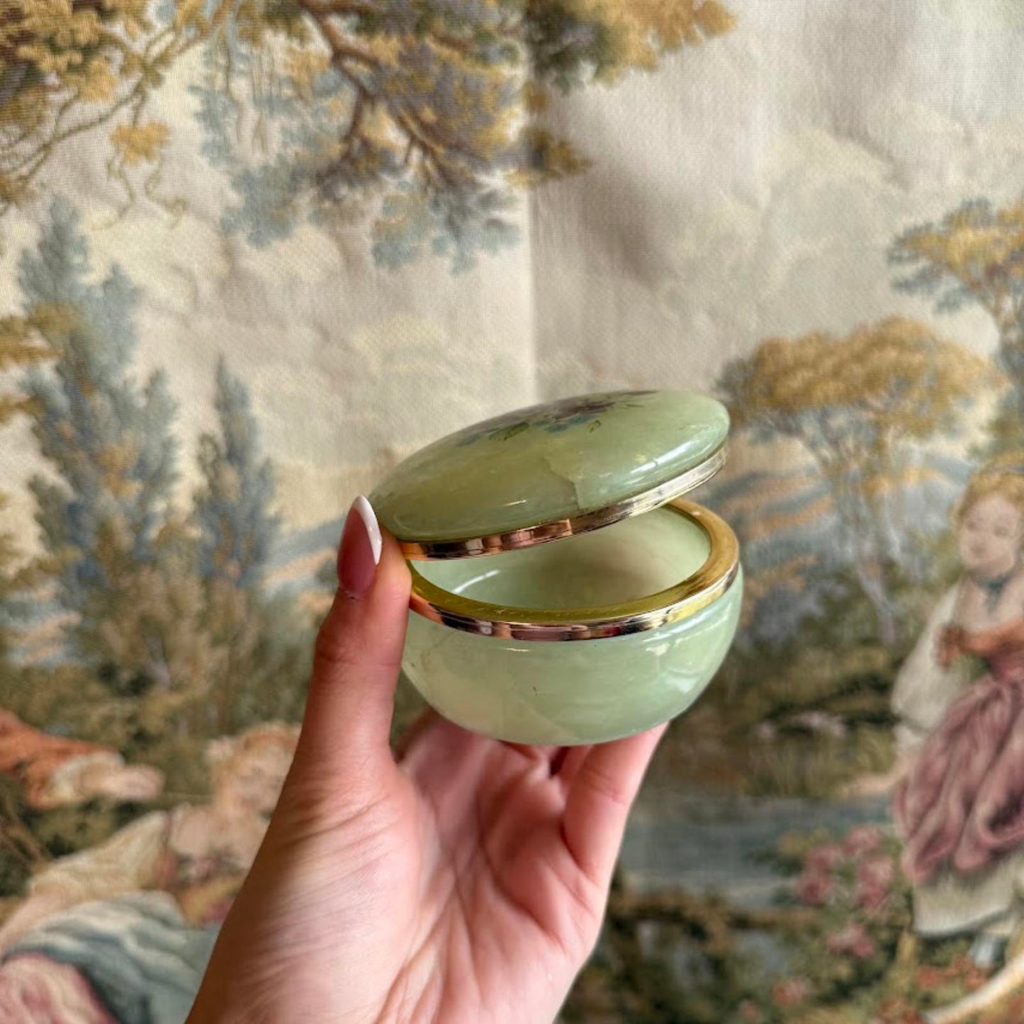 Vintage Green & Floral Circular Alabaster Box