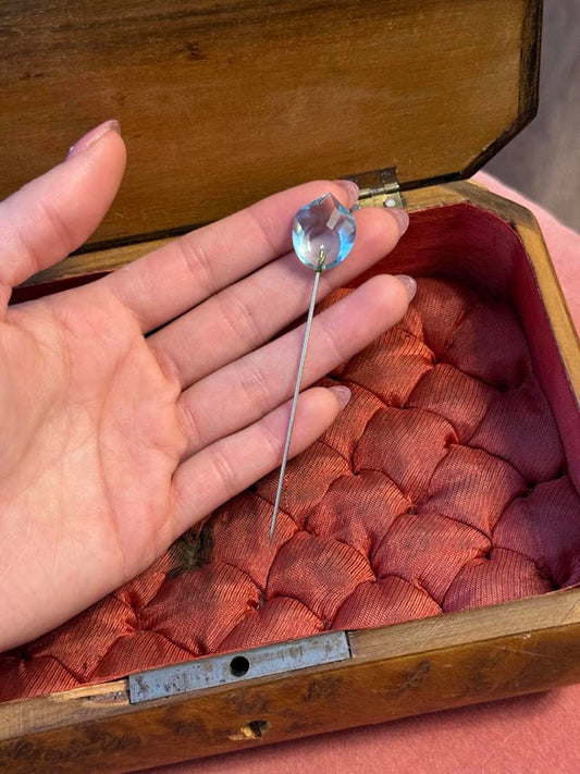 Vintage blue crystal stick pin