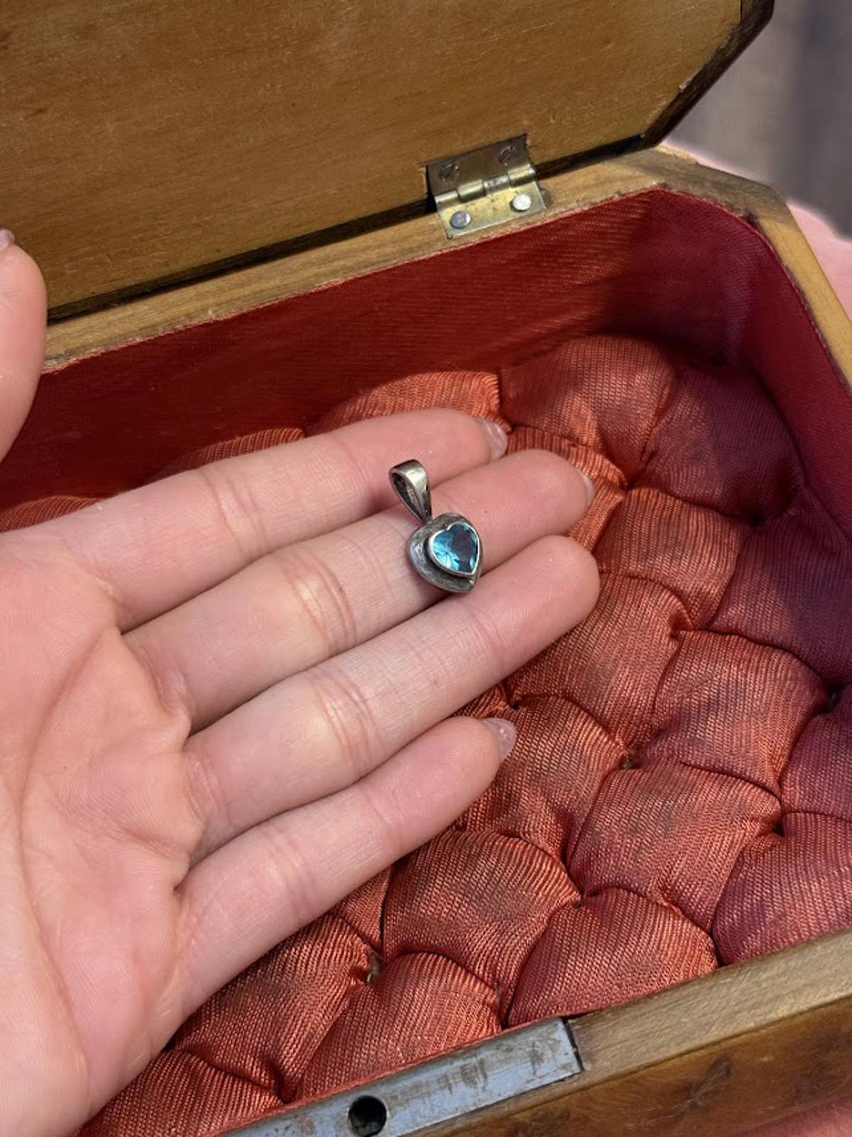 Sterling aquamarine color stone Heart Pendant