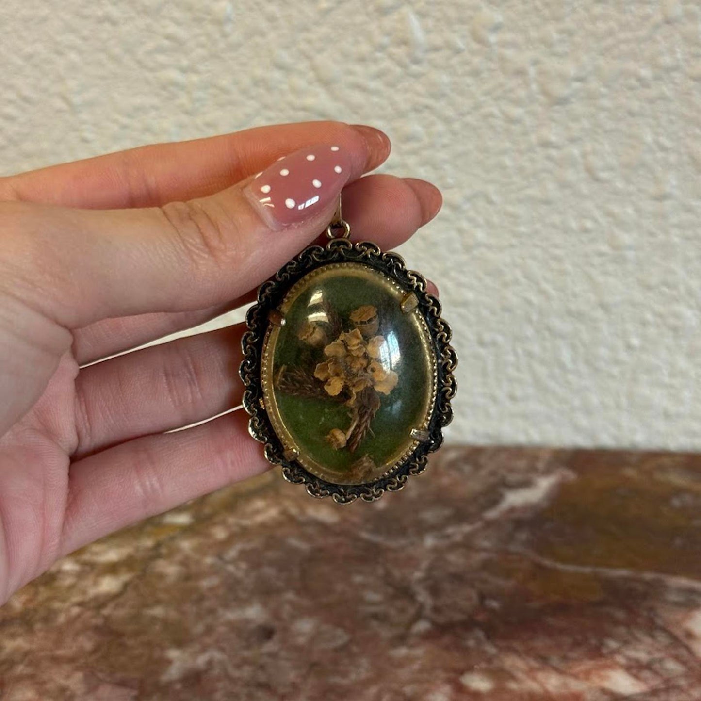 Vintage Oval Pendant with Preserved Flowers