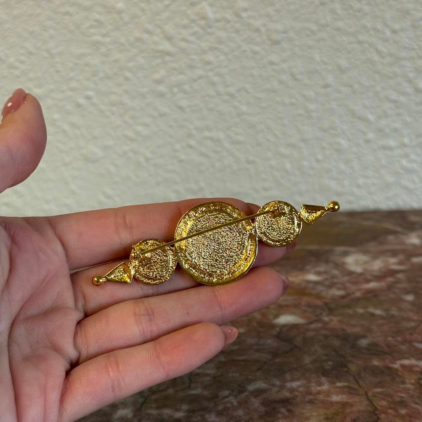 Gold Tone and Green Cameo Brooch Pin