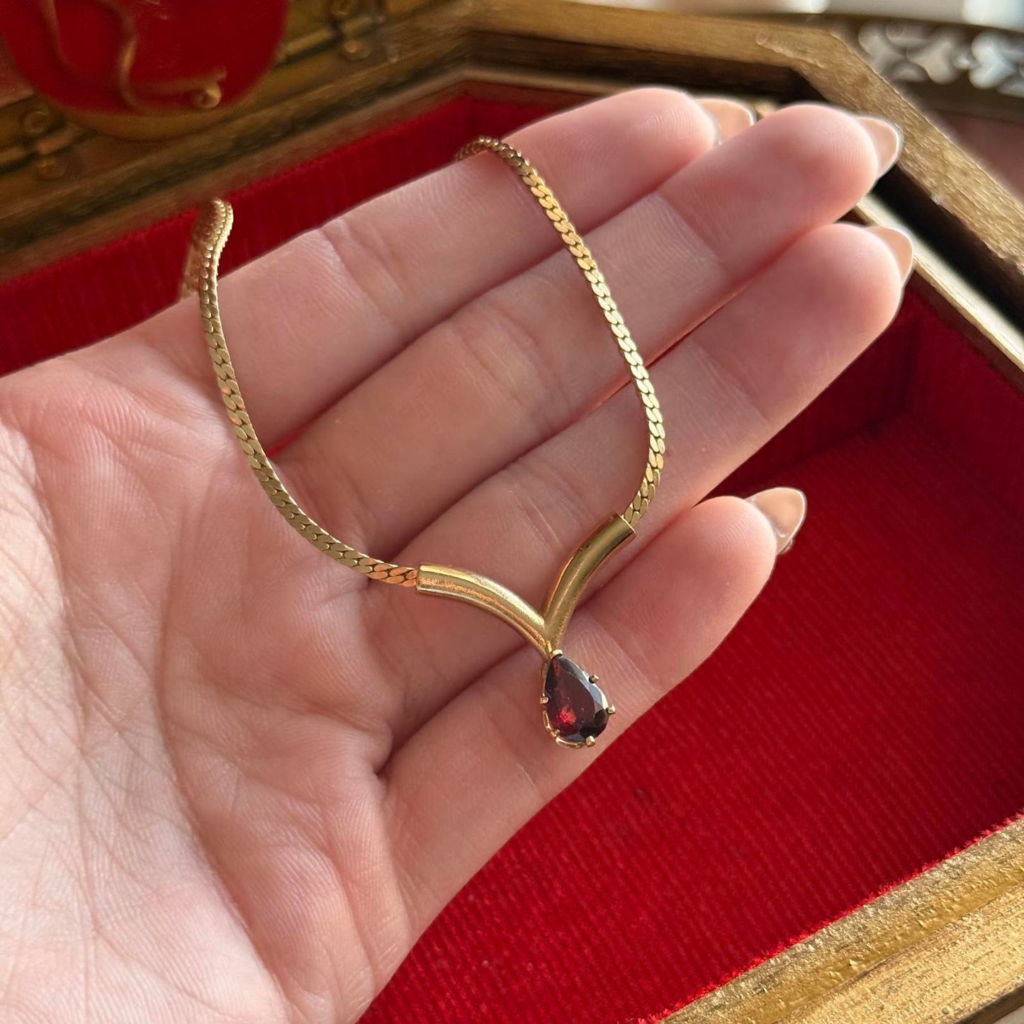 Vintage Avon Gold Tone Red Faux Stone Necklace