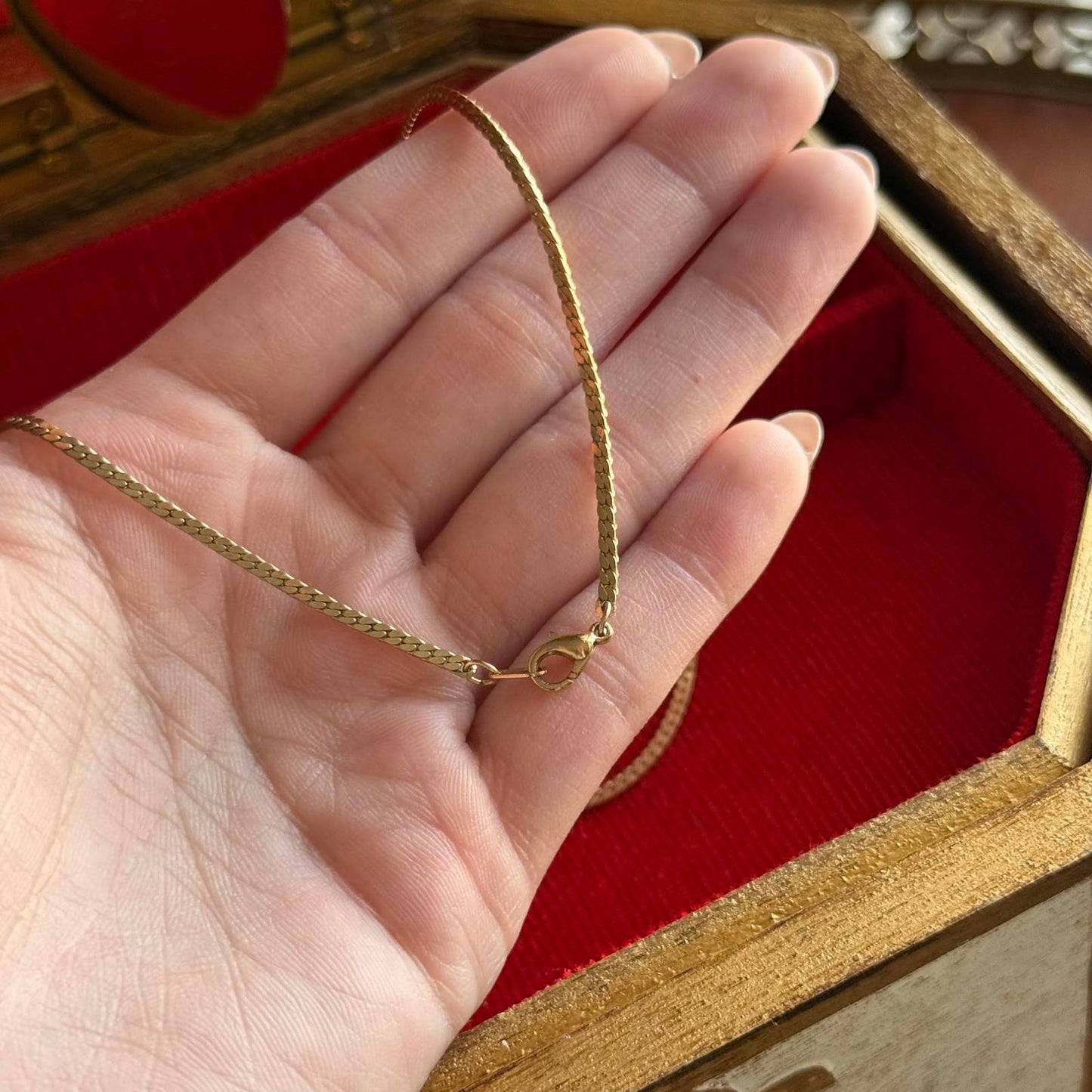 Vintage Avon Gold Tone Red Faux Stone Necklace