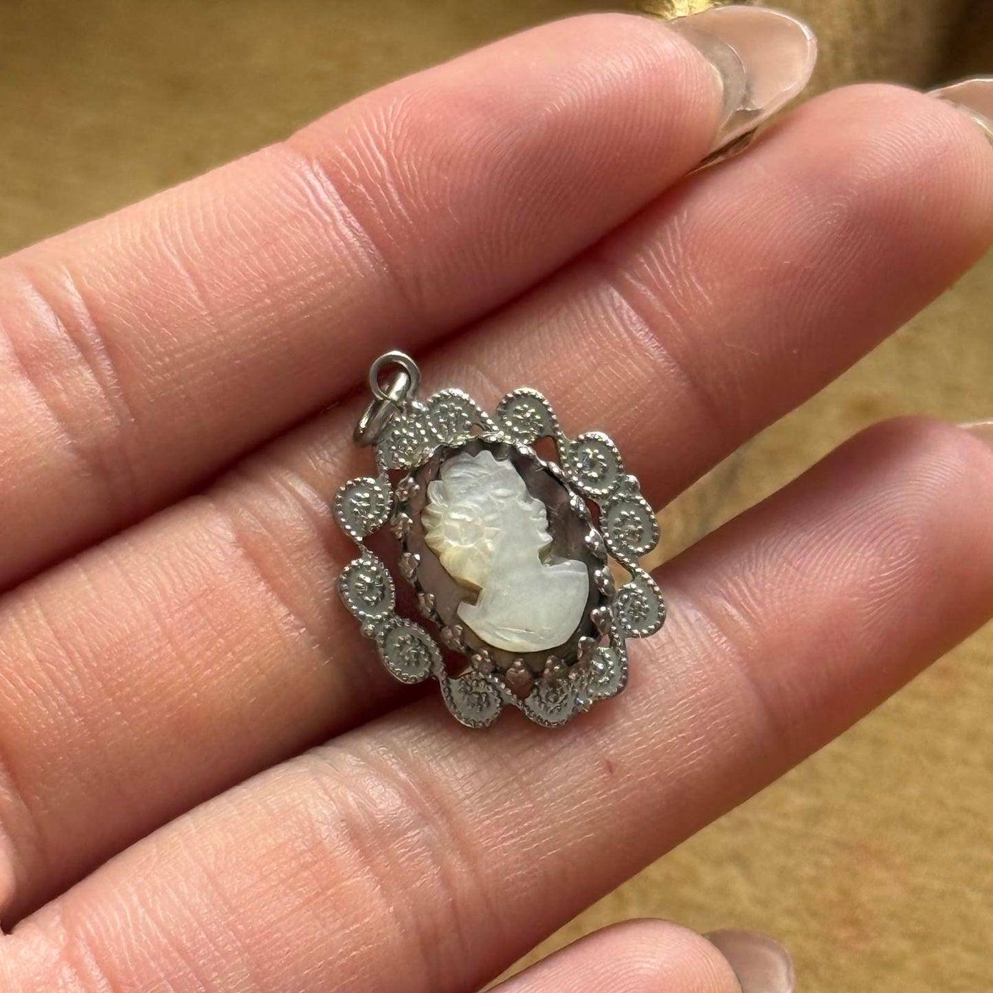 Vintage Hobe Carved Shell Pendant