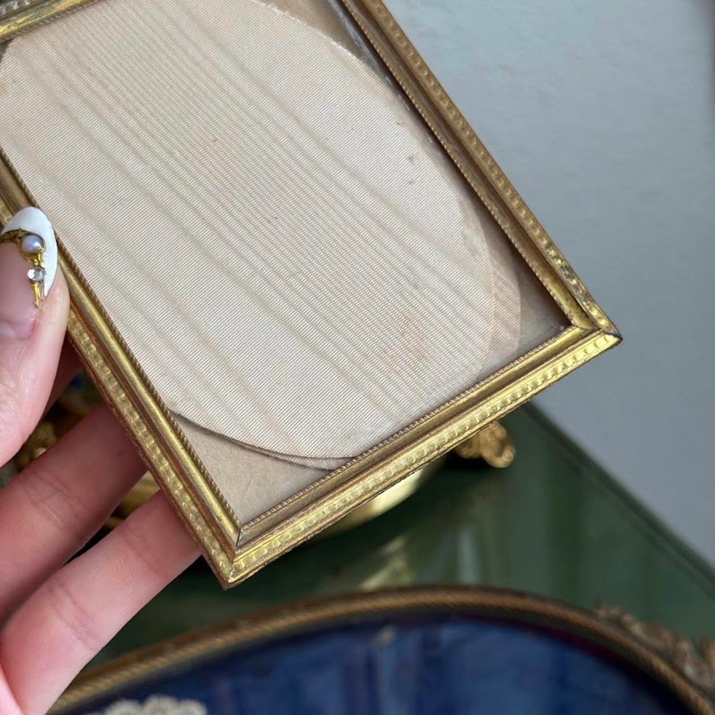 Vintage Antique Gold Metal Picture Frame