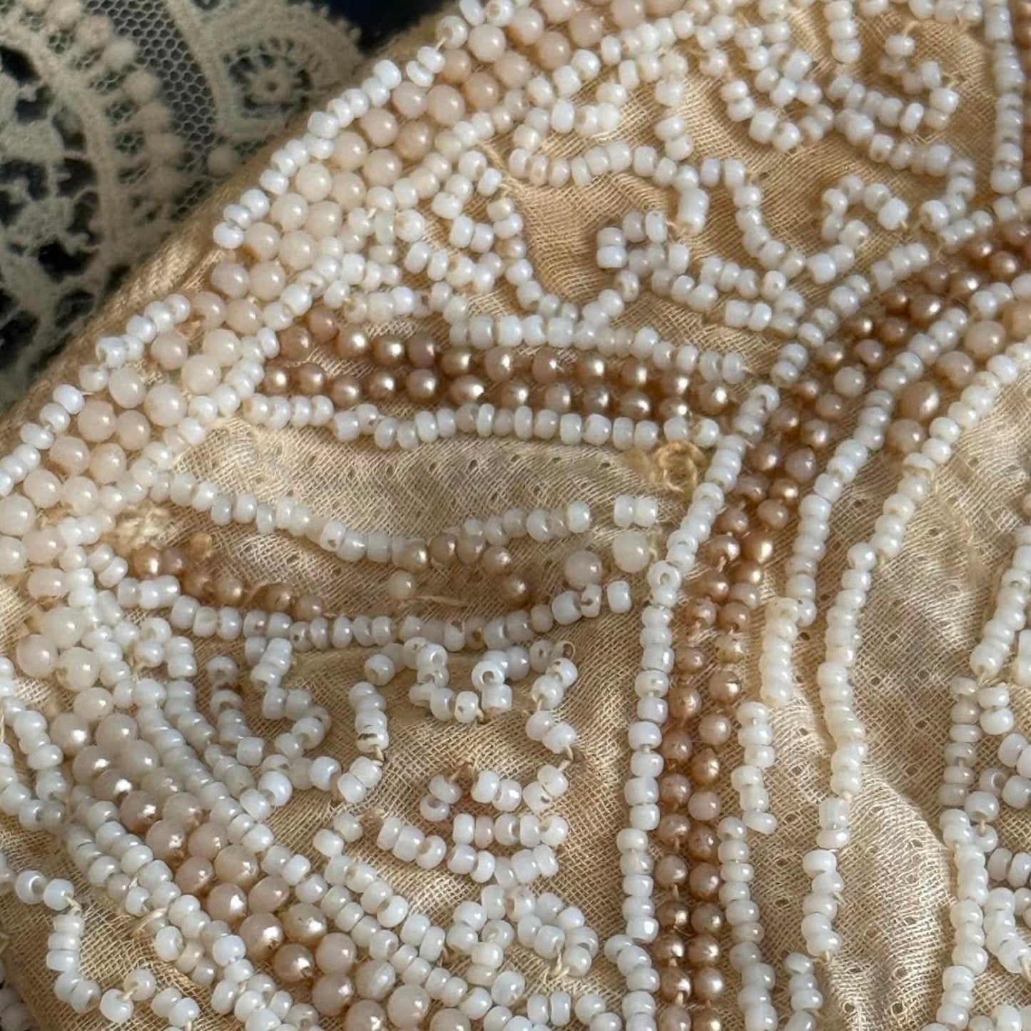 Vintage hand-beaded Ivory small bag