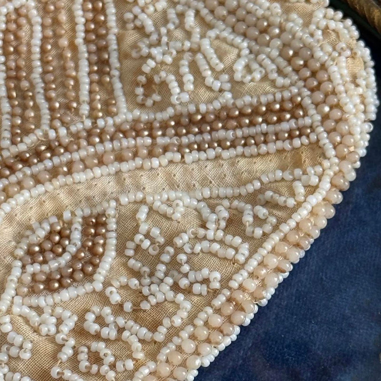 Vintage hand-beaded Ivory small bag