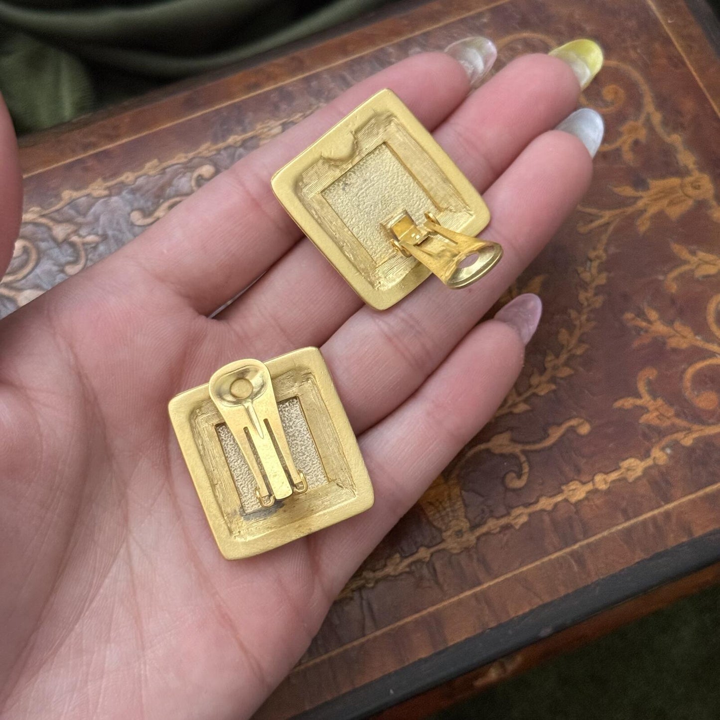 Vintage Style Gold Tone Coin like Intaglio Square Clip on Earrings