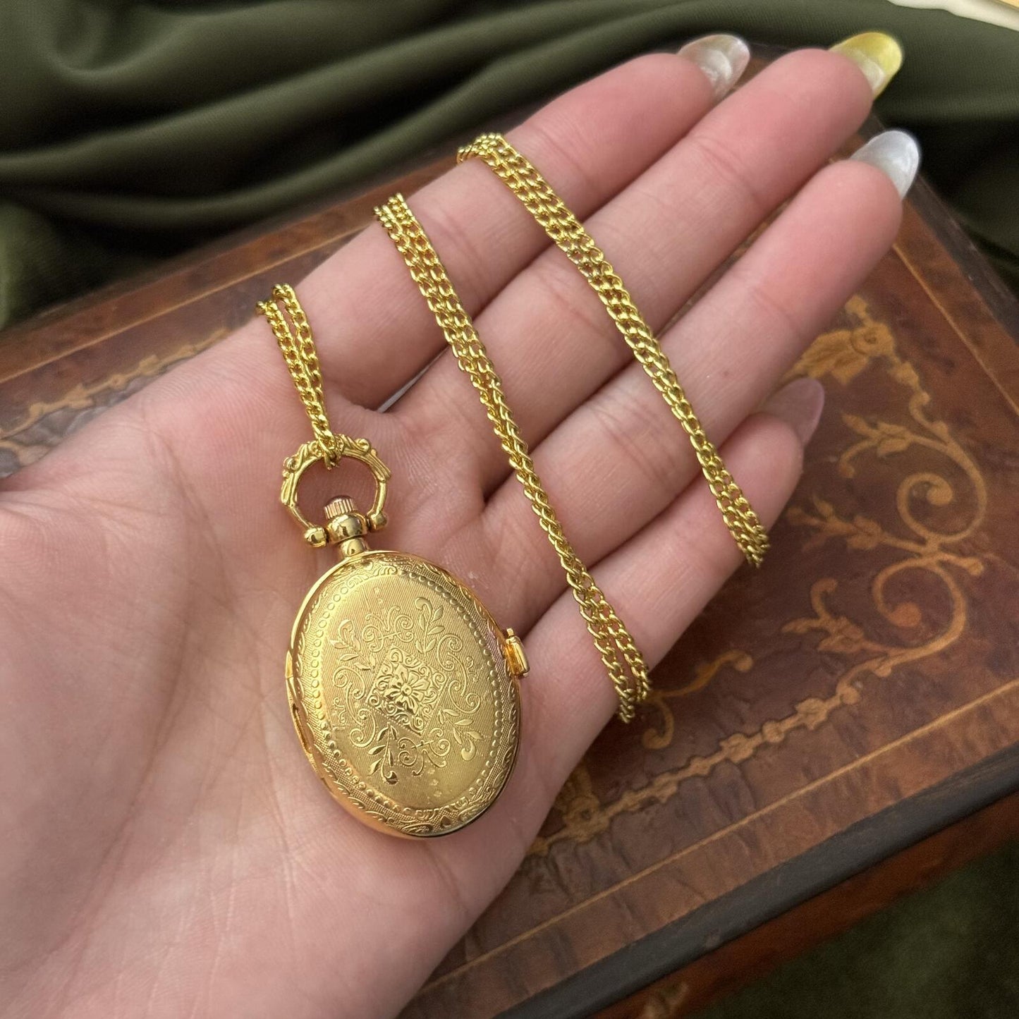 Vintage Gold tone Pocket Watch Necklace