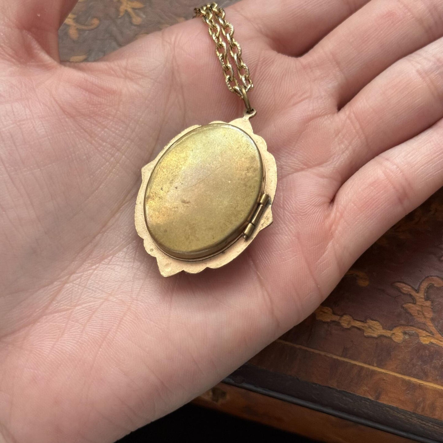 Vintage Black and Gold Cameo Locket Necklace