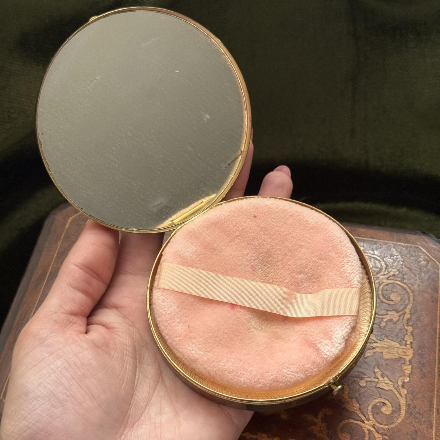 Vintage Art Nouveau Gold Tone Compact with Mirror