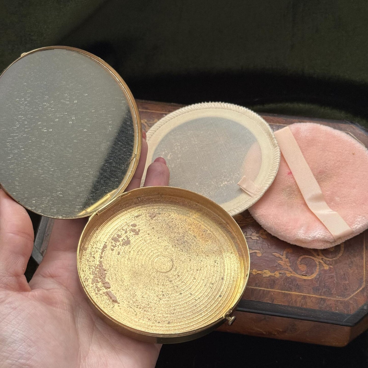 Vintage Art Nouveau Gold Tone Compact with Mirror
