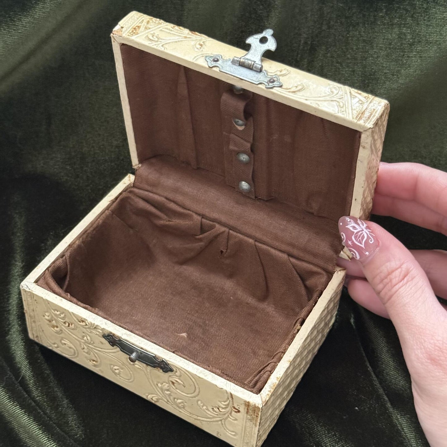 Vintage Antique Cream Ivory Jewelry Box