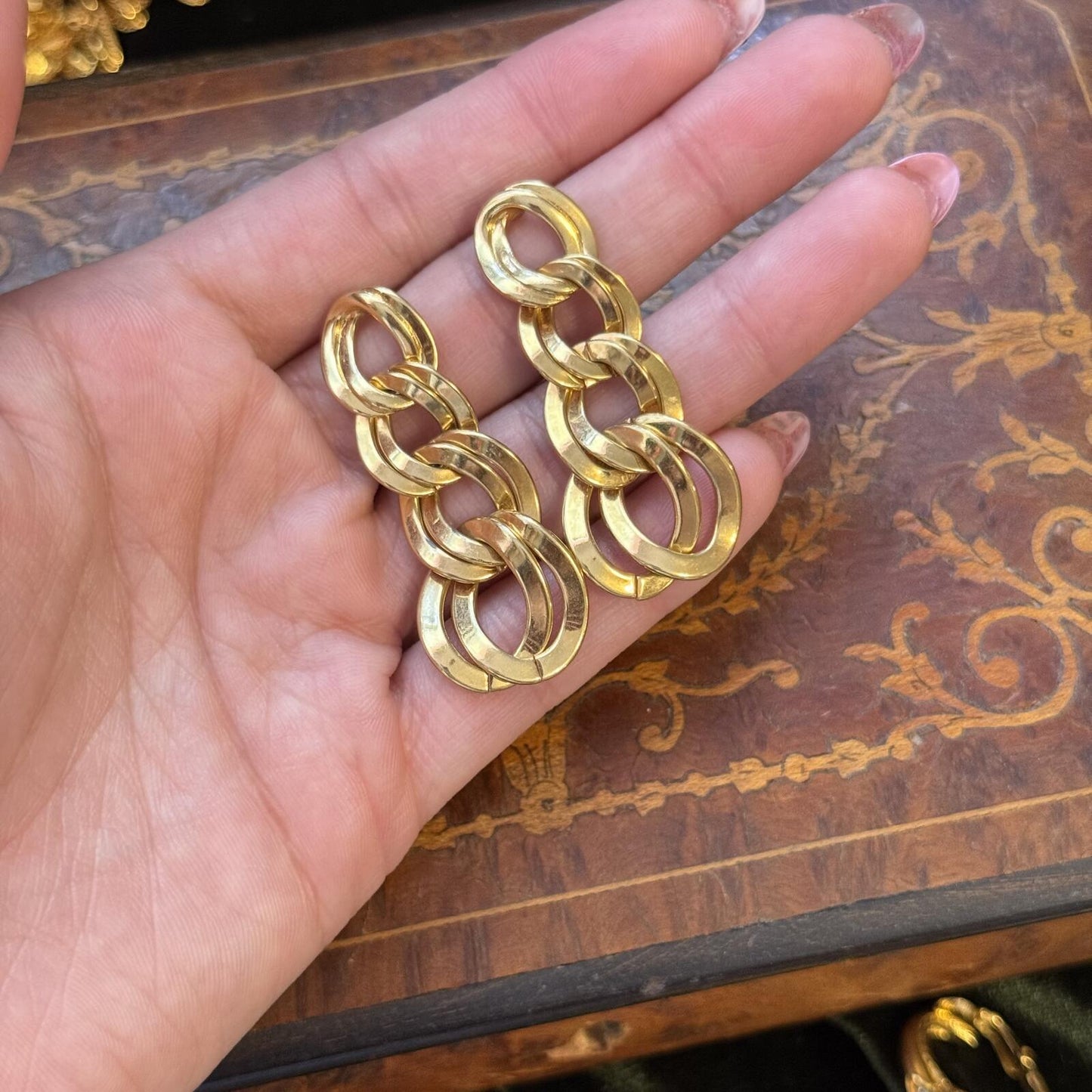 Vintage Gold tone dangle Monet Earrings