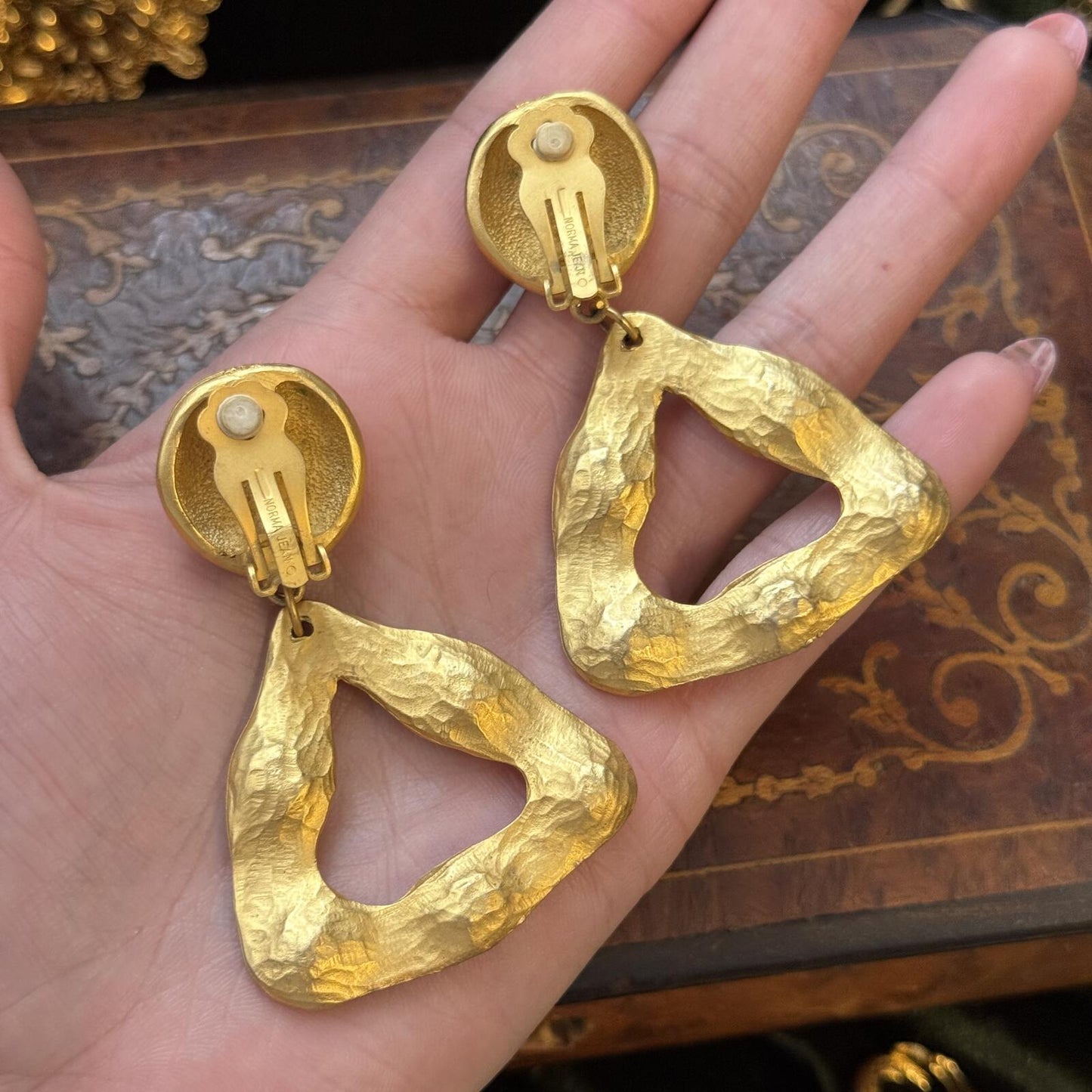Vintage Norma Jean Large Triangle Etruscan Rivoli Matte Gold Tone Clip Earrings