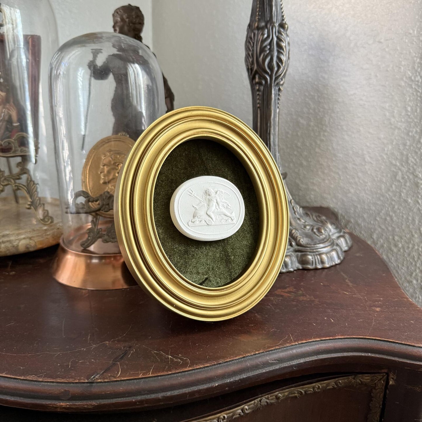 Vintage Style Framed Plaster Cameo Intaglio classical Relief Gold Oval Frame