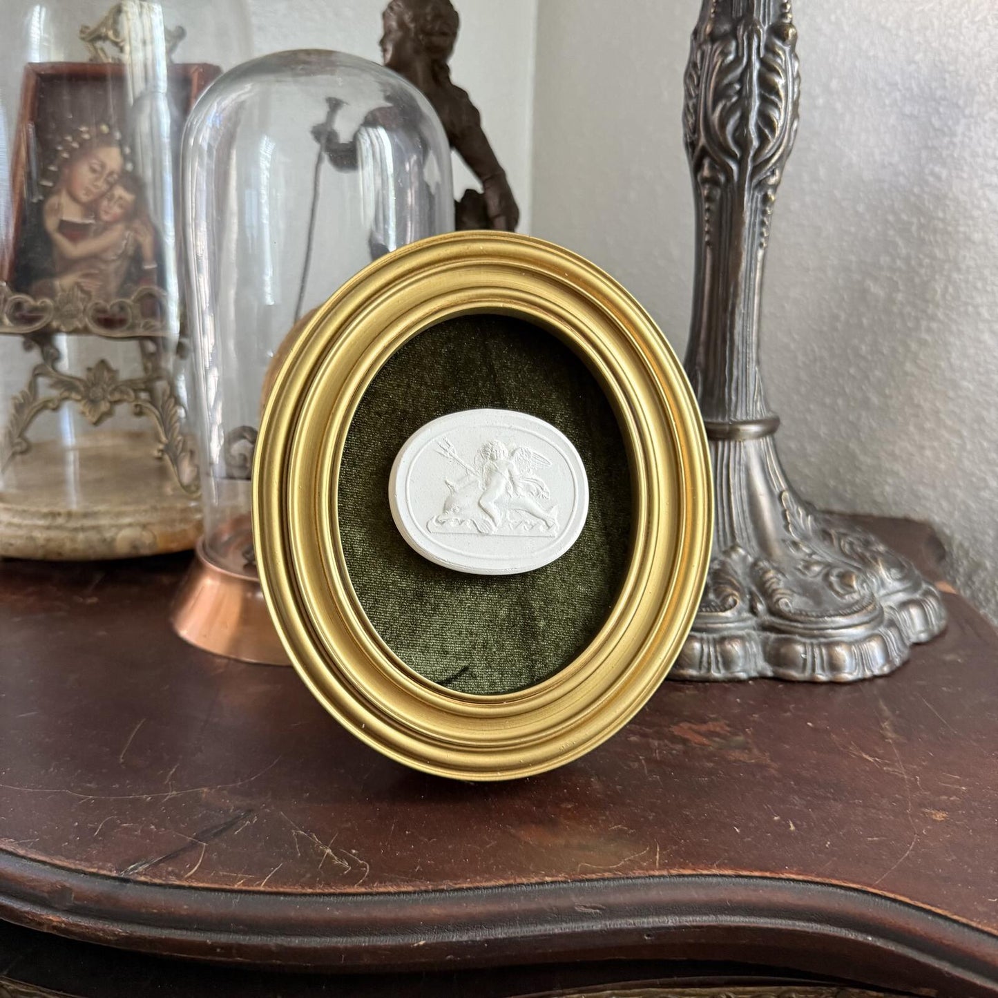Vintage Style Framed Plaster Cameo Intaglio classical Relief Gold Oval Frame