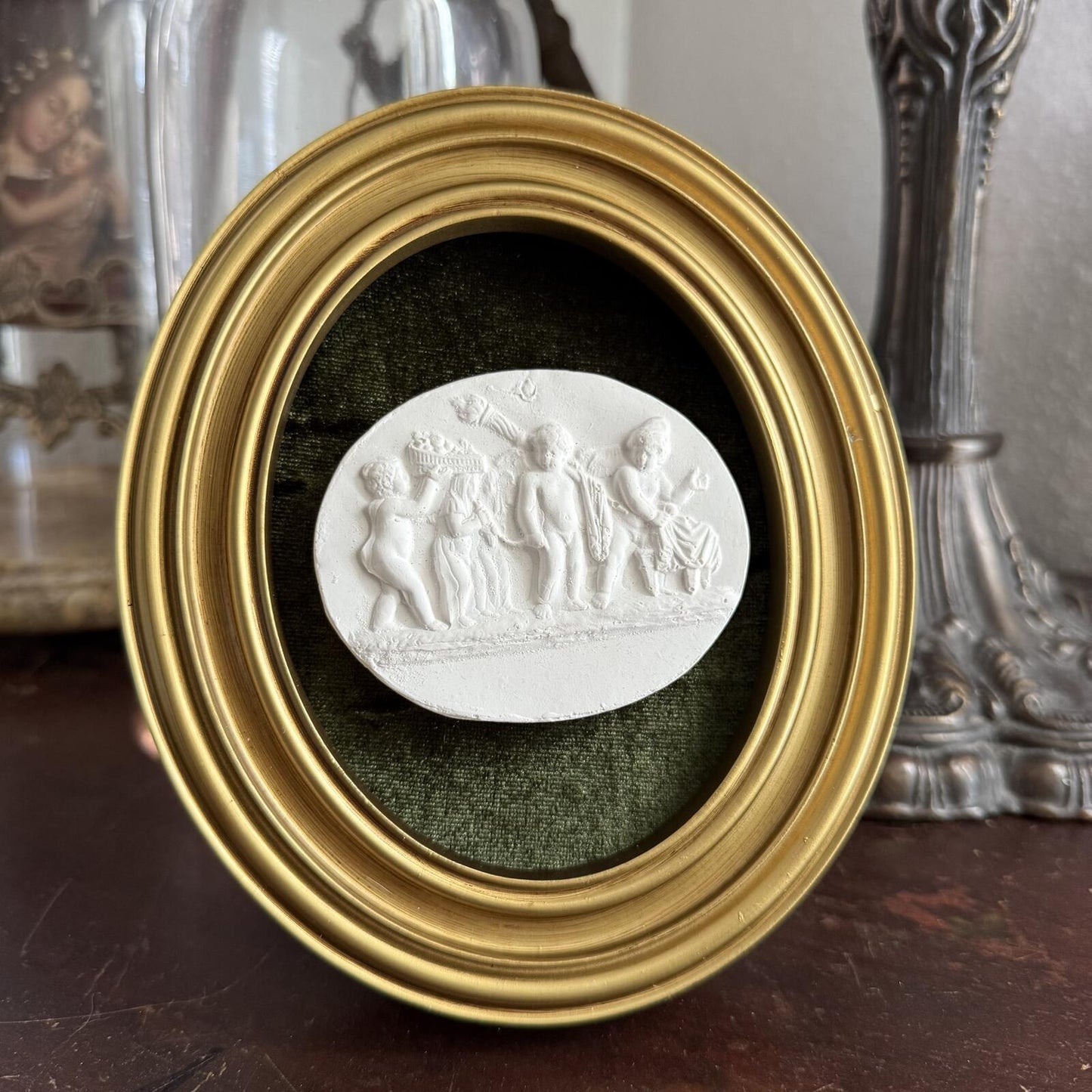 Vintage Style Framed Plaster Cameo Intaglio classical Relief Gold Oval Frame