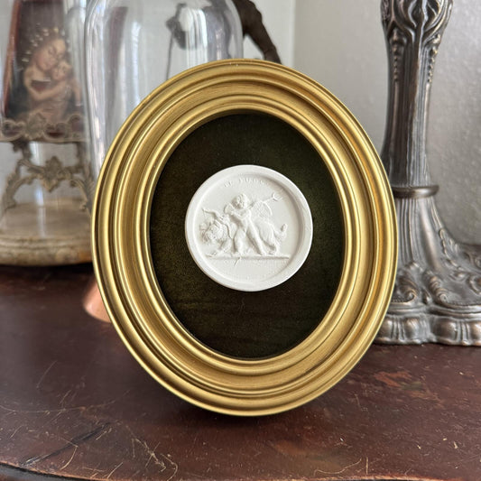 Vintage Style Framed Plaster Cameo Intaglio classical Relief Gold Oval Frame