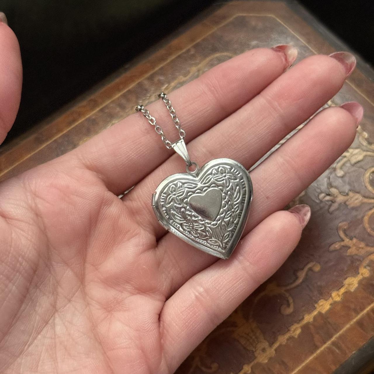 Vintage Style Silver Tone Heart Locket Necklace