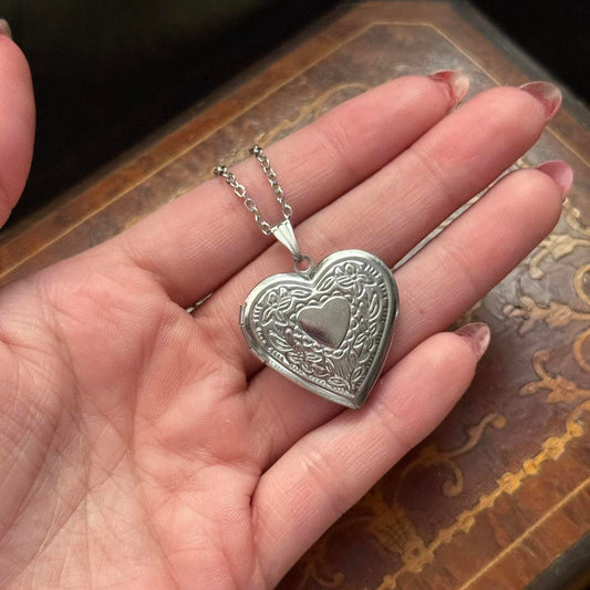 Vintage Style Silver Tone Heart Locket Necklace