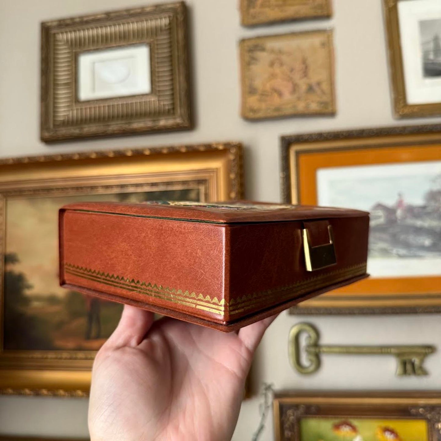Vintage Floral Jewelry Box