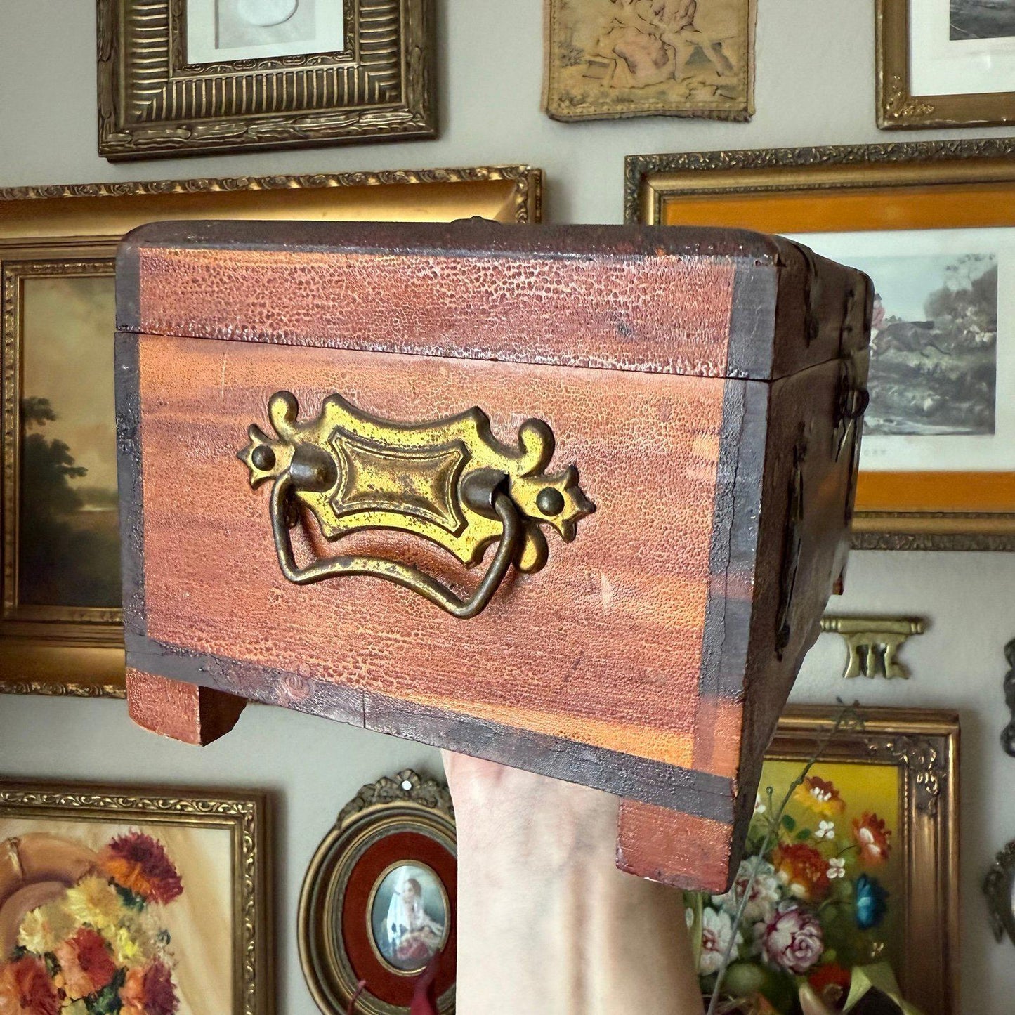 Vintage Cedar Chest Trunk With Openwork Metal Jewelry Box