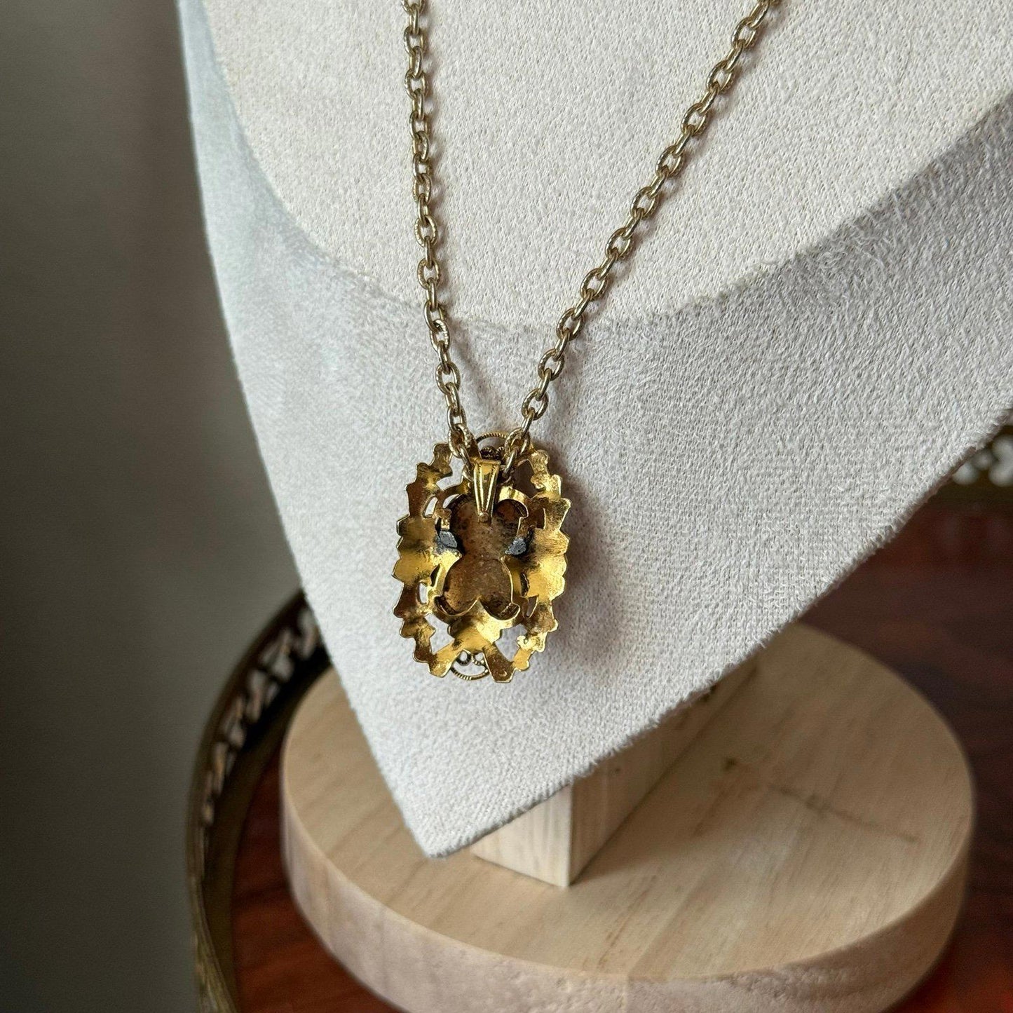 Vintage Faux Opal Necklace gold gone