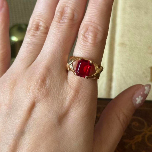 Vintage Gold Electroplated Red Ruby faux Glass Ring