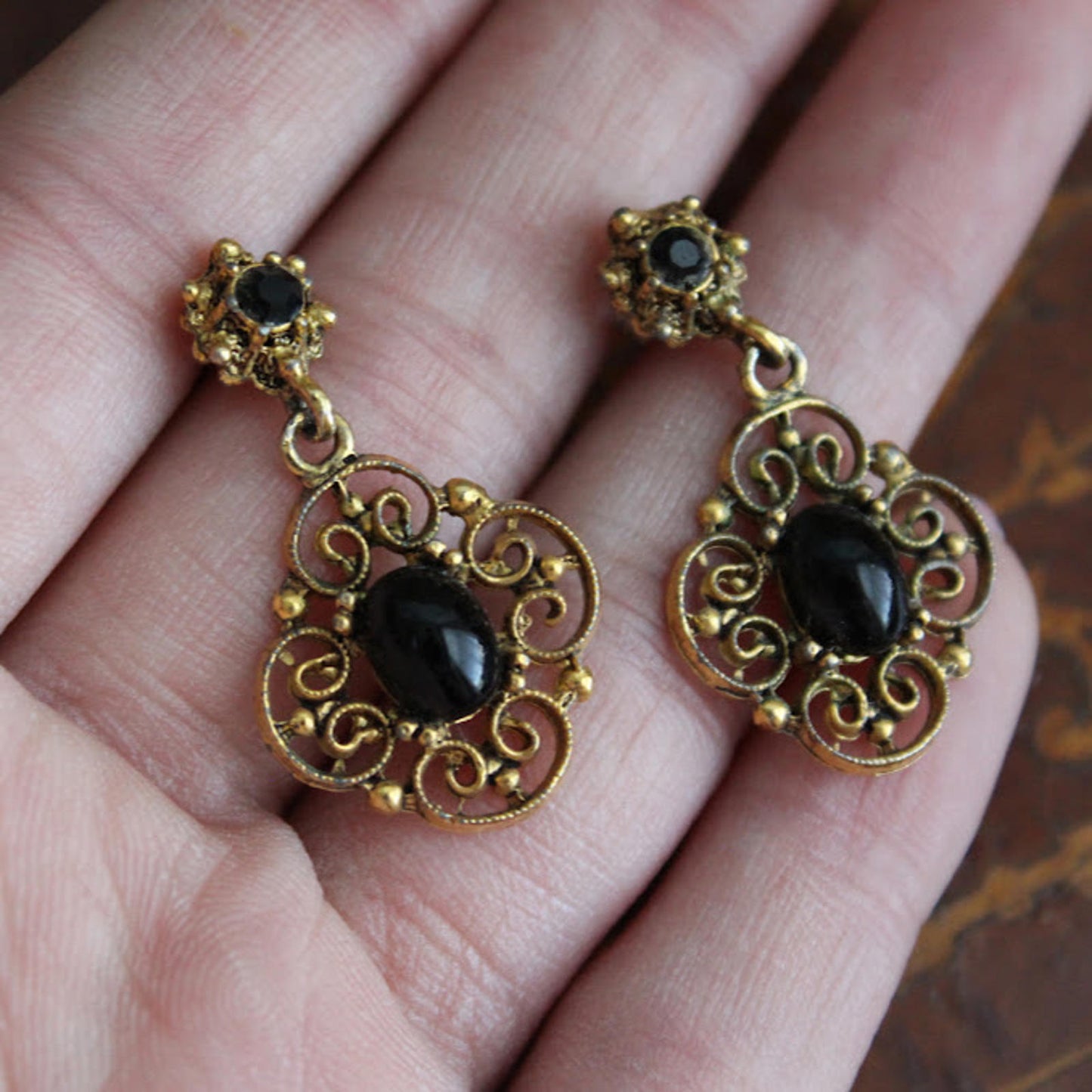 Vintage Victorian Gothic with Black center Glass Stone Earrings