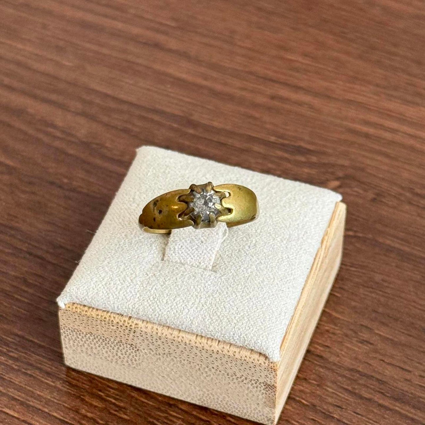 Unique 1930s vintage victorian Czech brass ring
