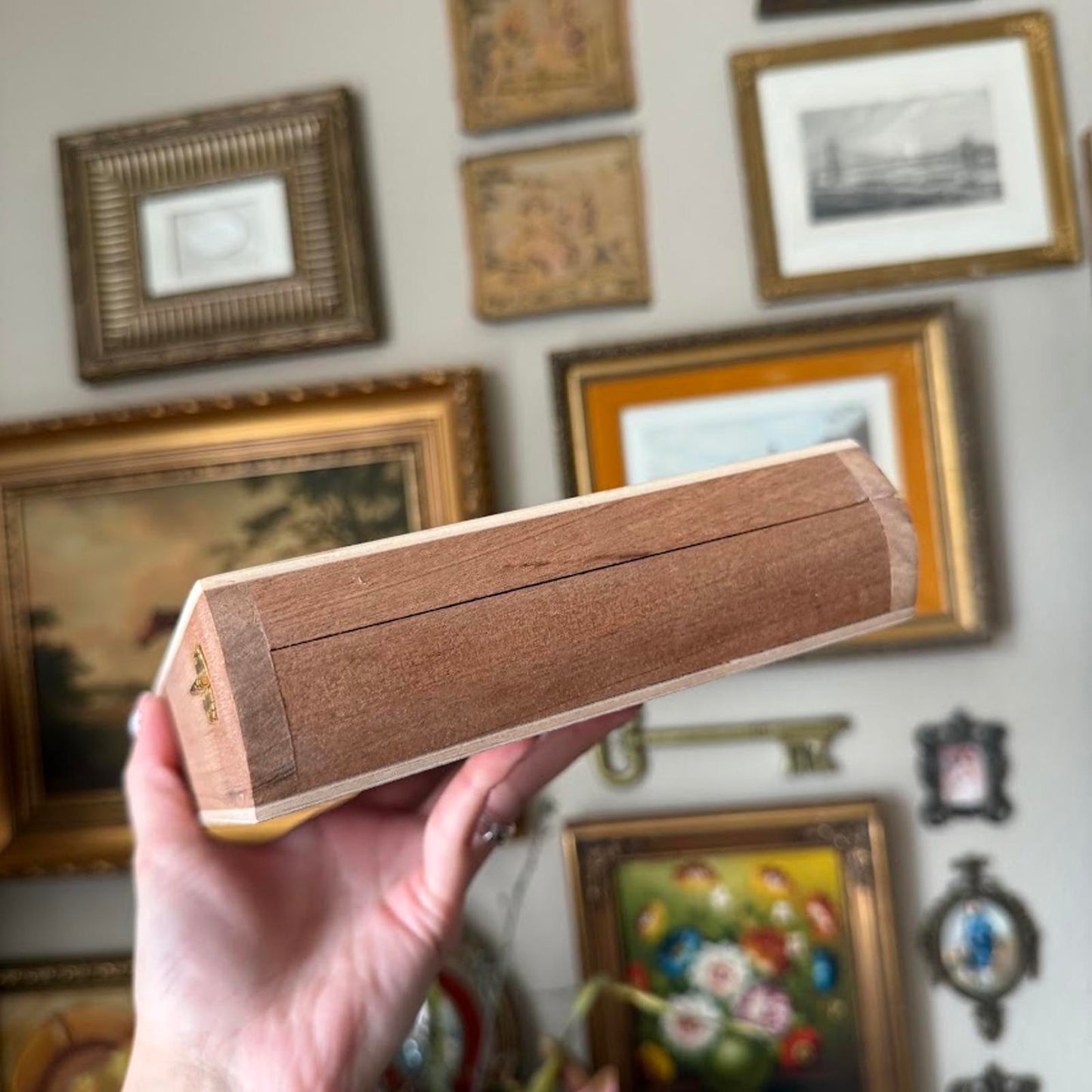 Vintage The Wise Man Cigar Box