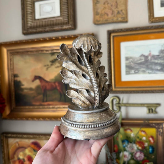 Vintage Neoclassical Leaf Bookend